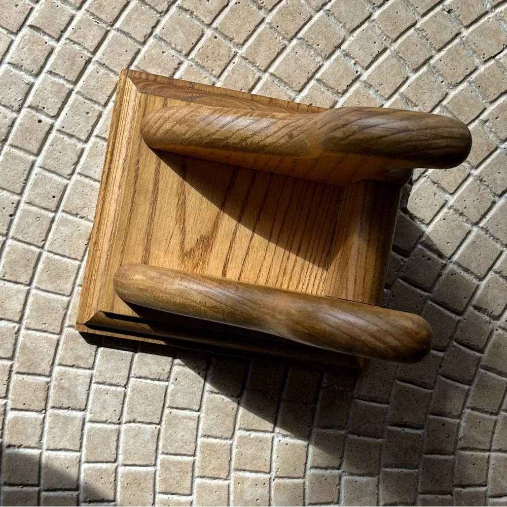 Guitar Hanger (wall-mount)